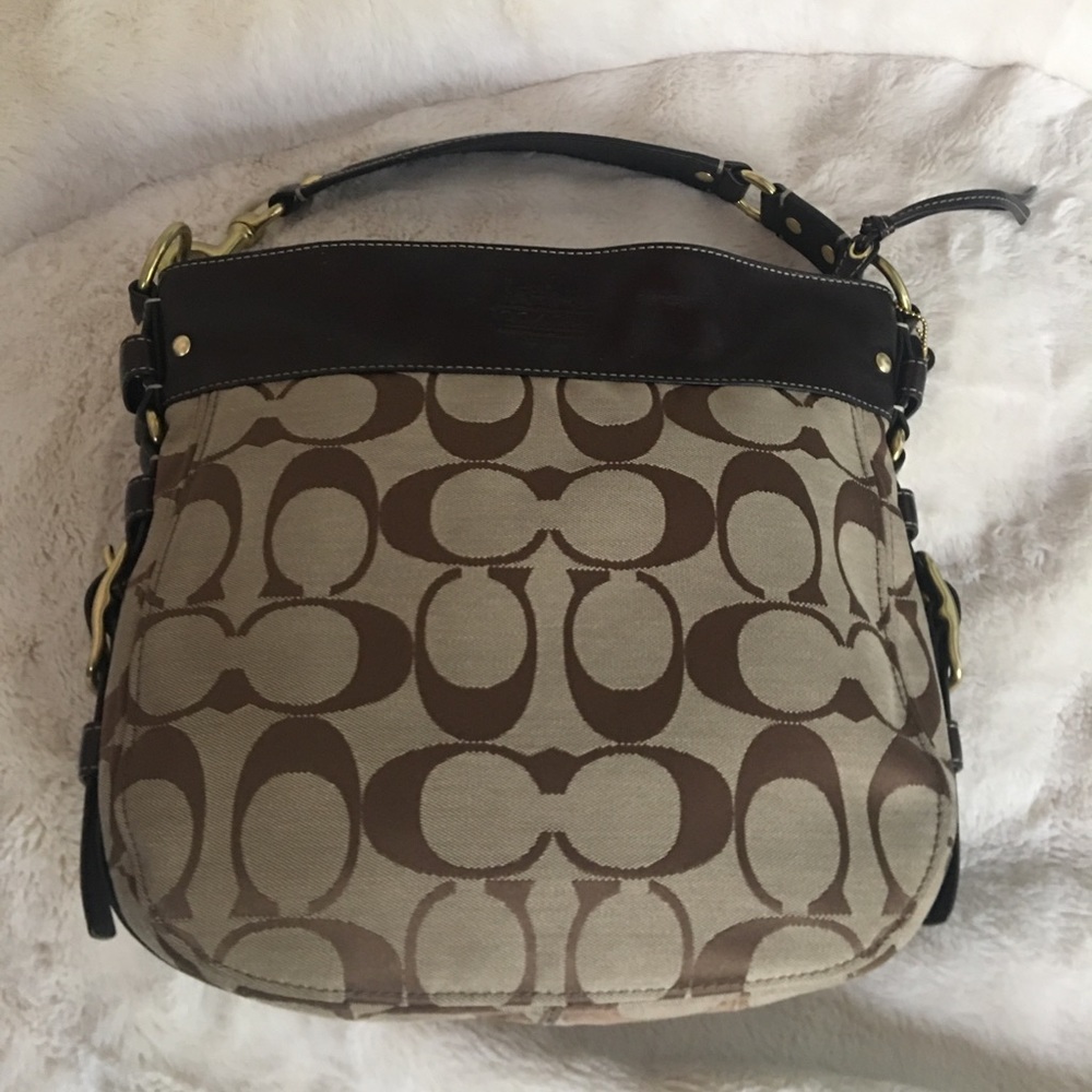 NWOT Coach Large Signature Print Zoe Hobo Bag - Brown